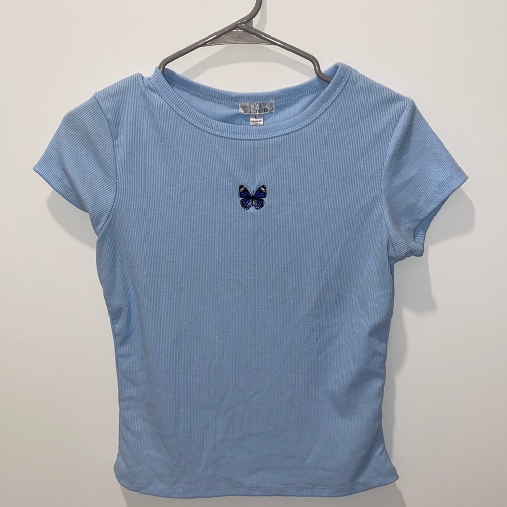 Fitted blue butterfly top